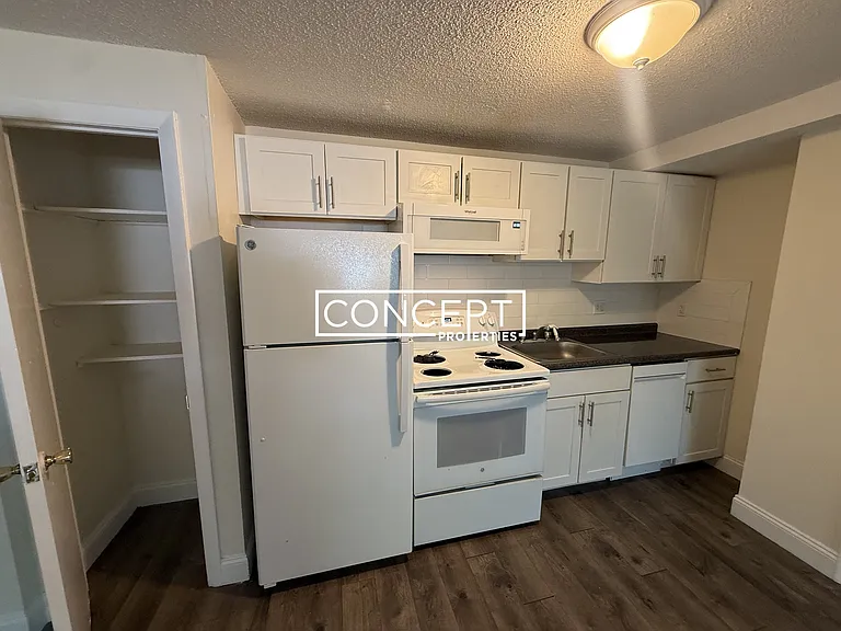 Dustin St — Photo 4