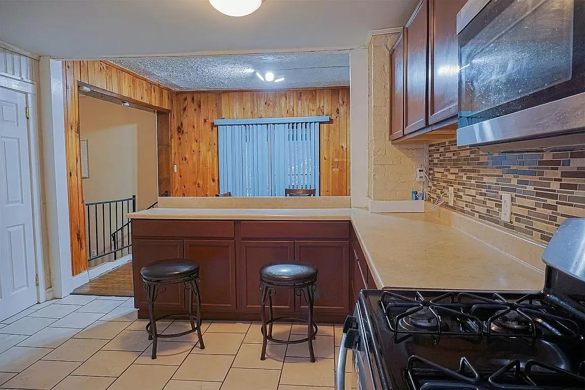 164 W End Ave — Photo 3