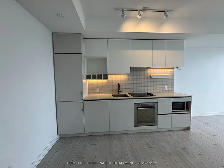 898 Portage Pkwy #2711 — Photo 7
