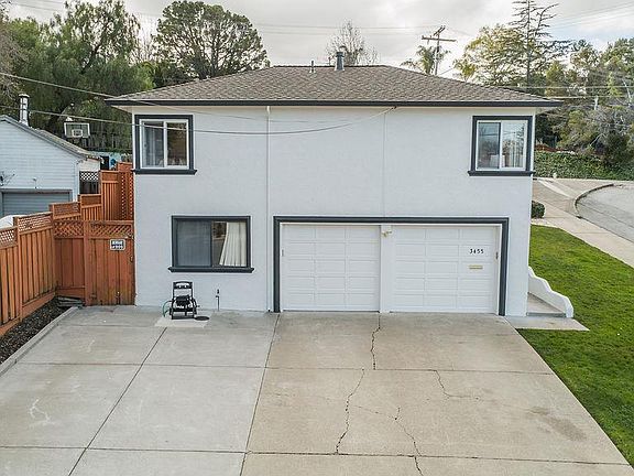 2nd image of 3455 Dover Rd