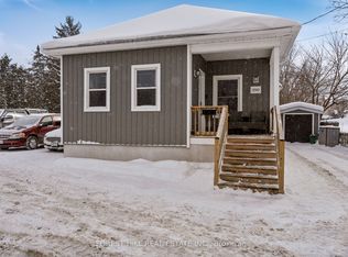 390 Glendale Ave, Saint Catharines, ON L2T 1C2