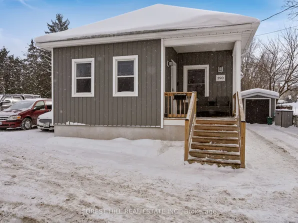 390 Glendale Ave, Saint Catharines, ON L2T 1C2