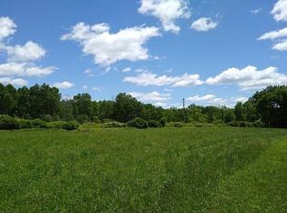 Hollenbeck Rd, Lockport, NY 14094