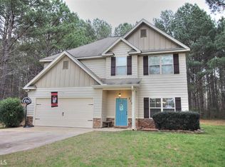 212 W Drummond Rd, West Point, GA 31833