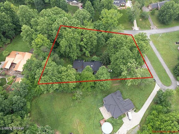 4th image of 778 Plenmar Dr