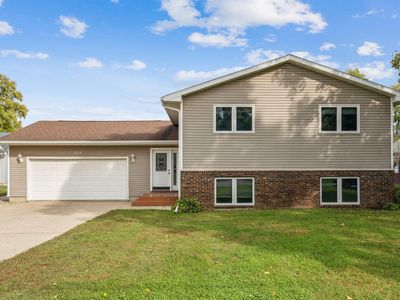 825 Jones Rd, Evansdale, IA, 50707