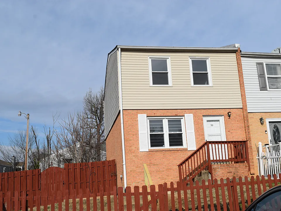 58 Bristol Ct