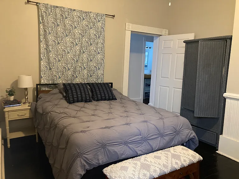 208 W Duffy St #A — Photo 8