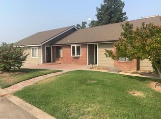 10779 N Minnewawa Ave, Clovis, CA 93619