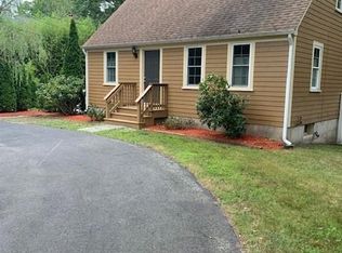 399 Sowams Rd, Barrington, RI 02806