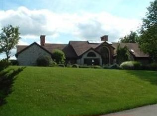 7397 Southpointe Dr, Cincinnati, OH