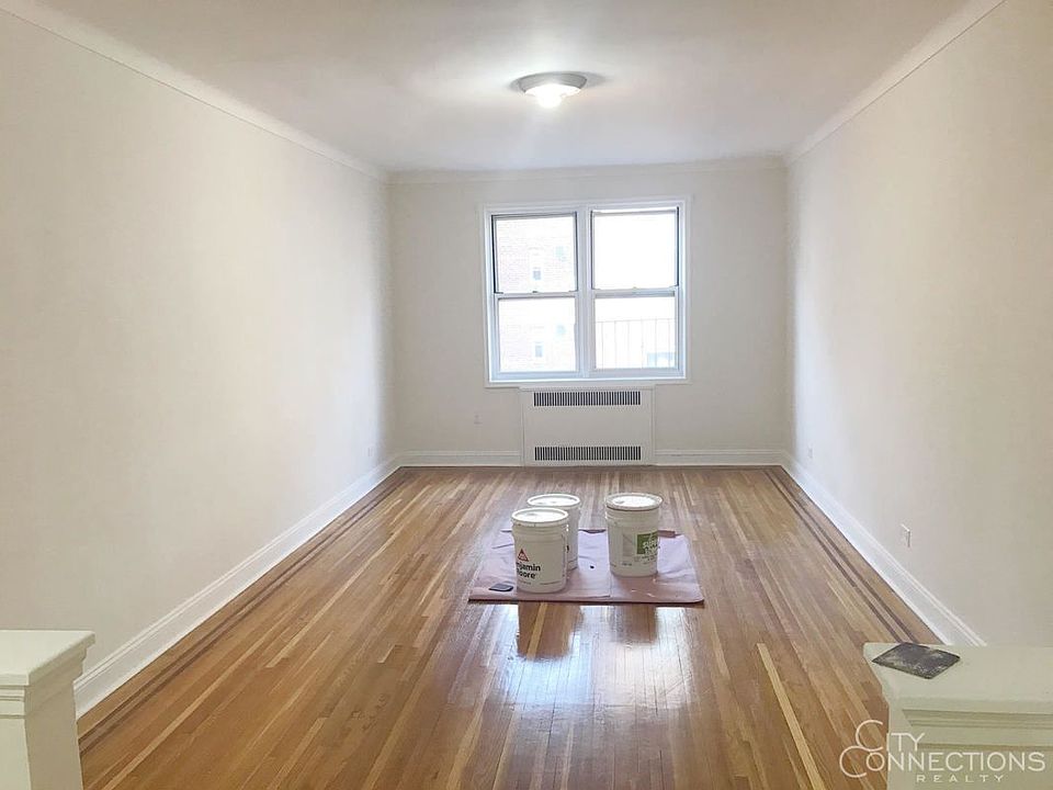 2nd image of 10505 69th Ave #503