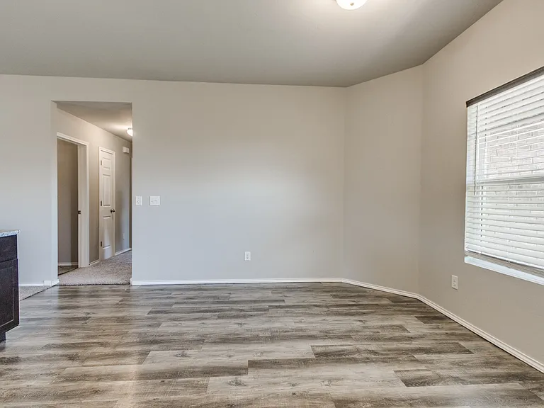 626 Audrey Dr — Photo 12