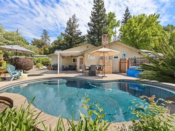 2 Vermillion Cir, Chico, CA 95928
