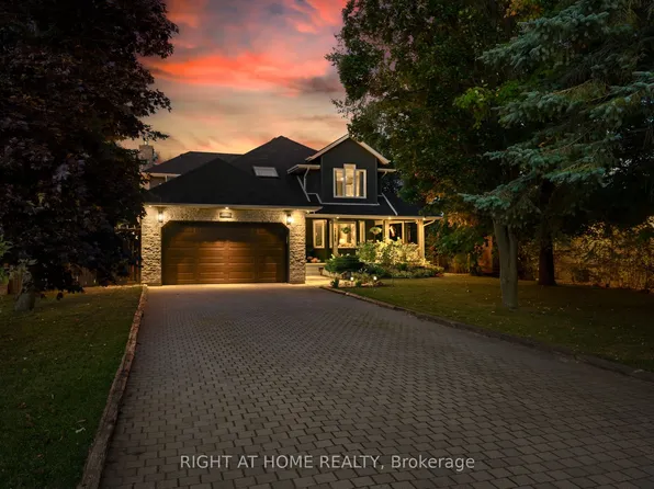 2255 Douglas Ave, Innisfil, ON L9S 2C5