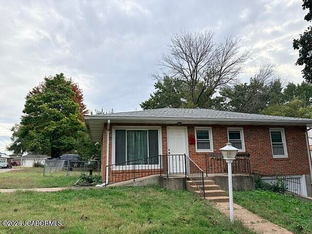 1st image of 1612 Ridgewood Dr