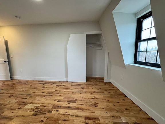 4th image of 241 Palisade Ave #5