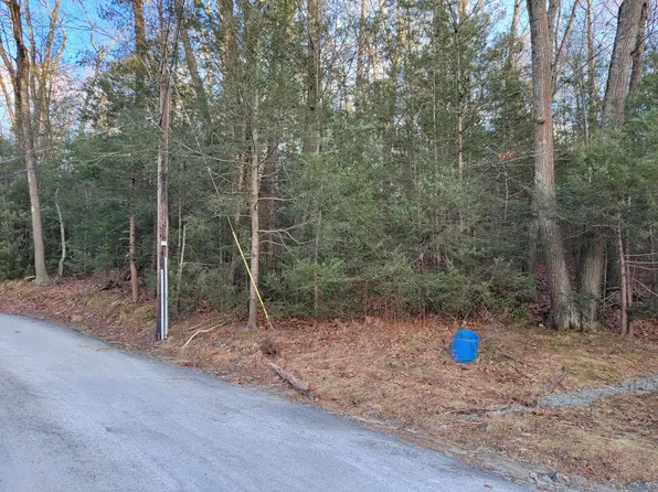 87 Stevens Park Rd, Charlton, MA 01507