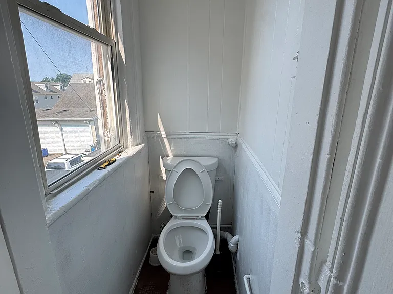 357 Harral Ave #1 — Photo 11