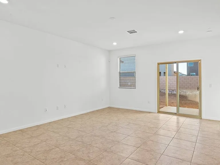 7093 W Muirwood Ln — Photo 12
