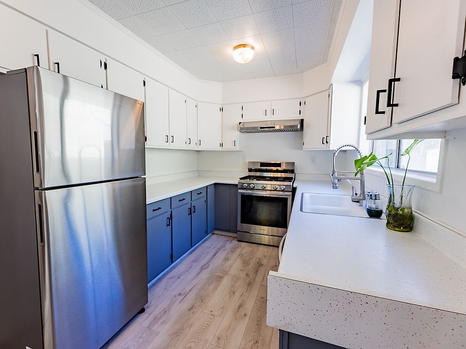 1st image of 3227 Salton Vista Dr