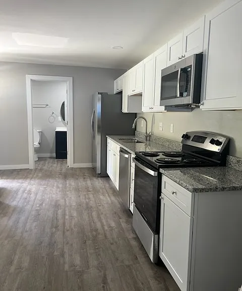 2937 Mission Rd #B — Photo 1