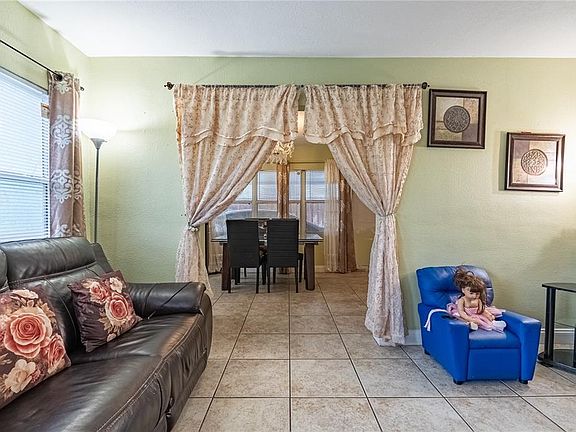 5th image of 1738 W COMANCHE AVENUE