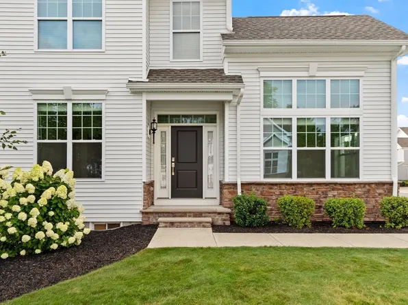 2 Phoebe St #2, Methuen, MA 01844