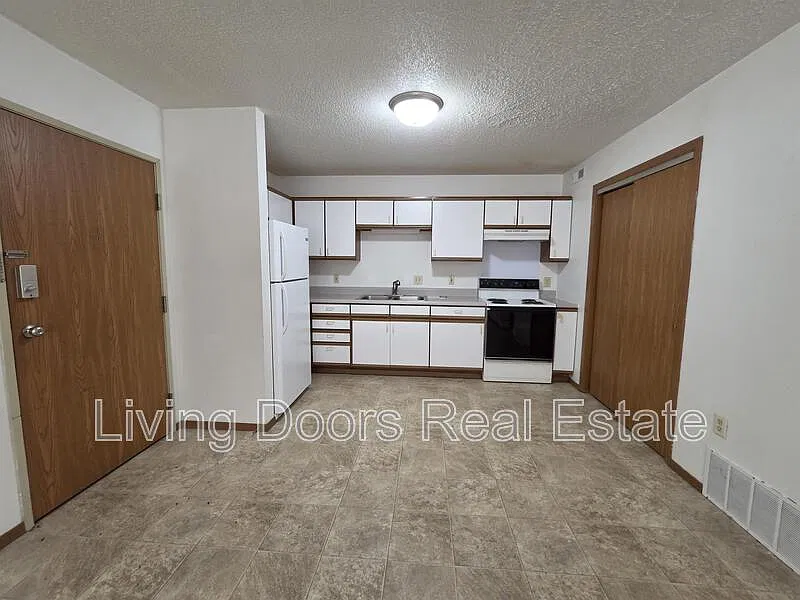 603 S Washington St #20