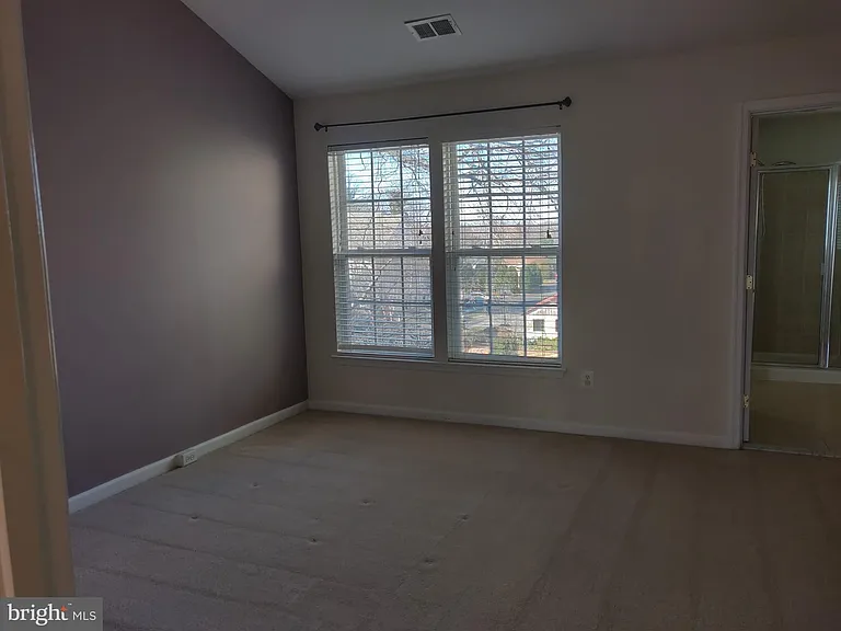 4638 Odessa Dr — Photo 27