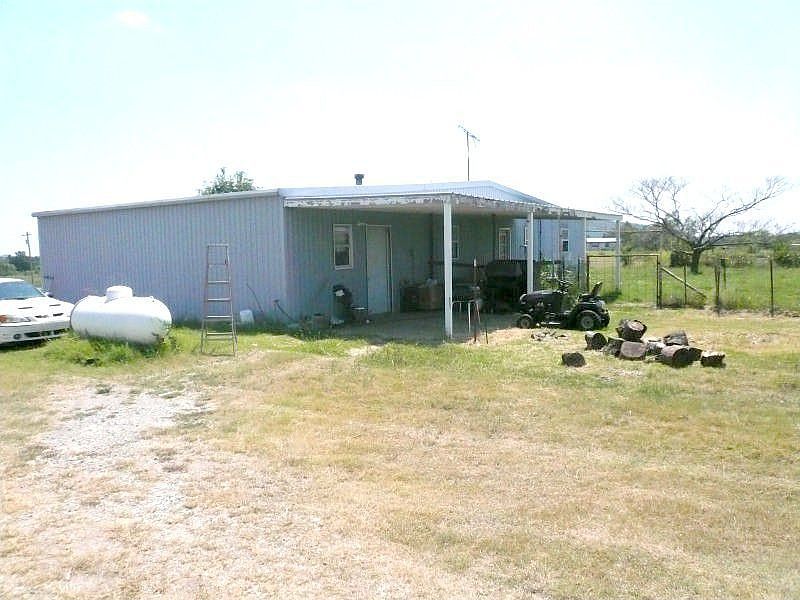 2nd image of 9255 NW 4 Mile Rd