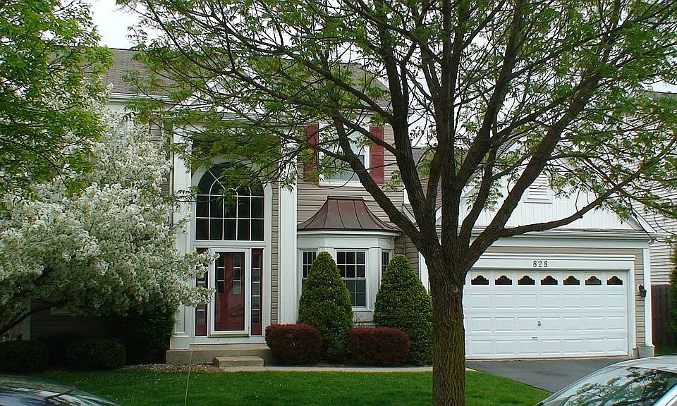1st image of 828 Tylerton Cir