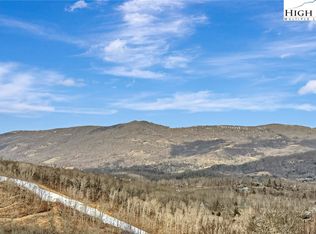 111 Sugar Ski Drive #11-103, Sugar Mountain, NC 28604