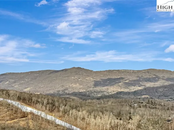 111 Sugar Ski Drive #11-103, Sugar Mountain, NC 28604