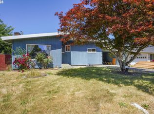 1130 Pennoyer Ave, Cottage Grove, OR 97424