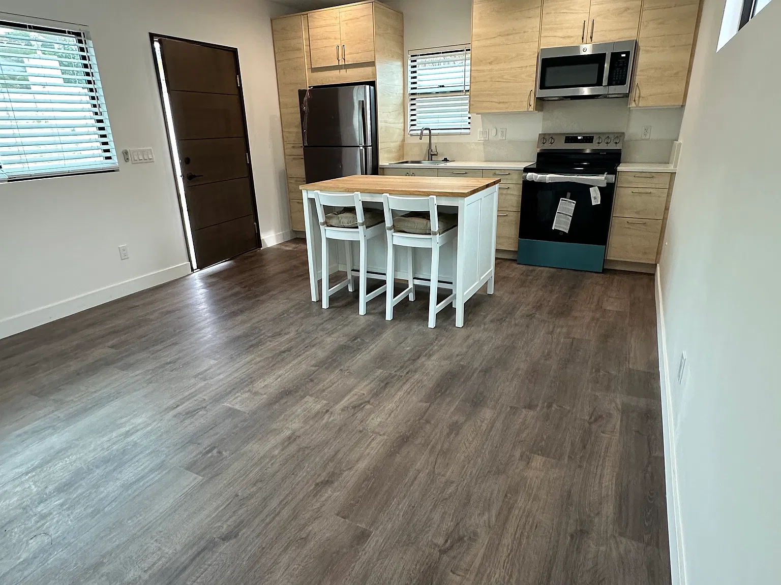 1 bed, 505 sqft, $2,300 — Photo 3