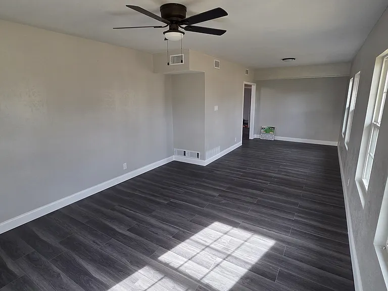 4340 Danny Dr — Photo 8