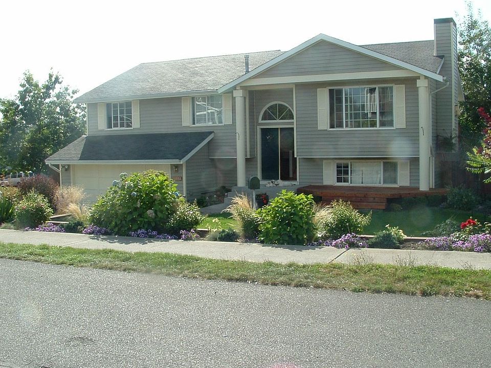 1st image of 14014 121st Avenue Ct E