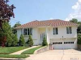 249 Hilda St, East Meadow, NY 11554