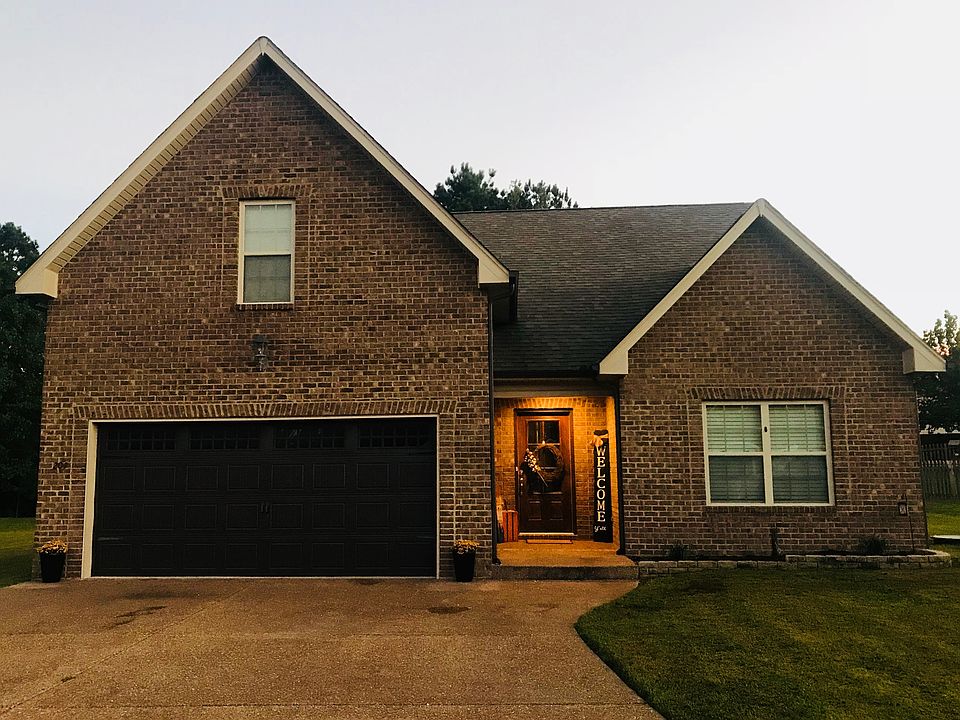 1st image of 204 Morgan Trace Ct