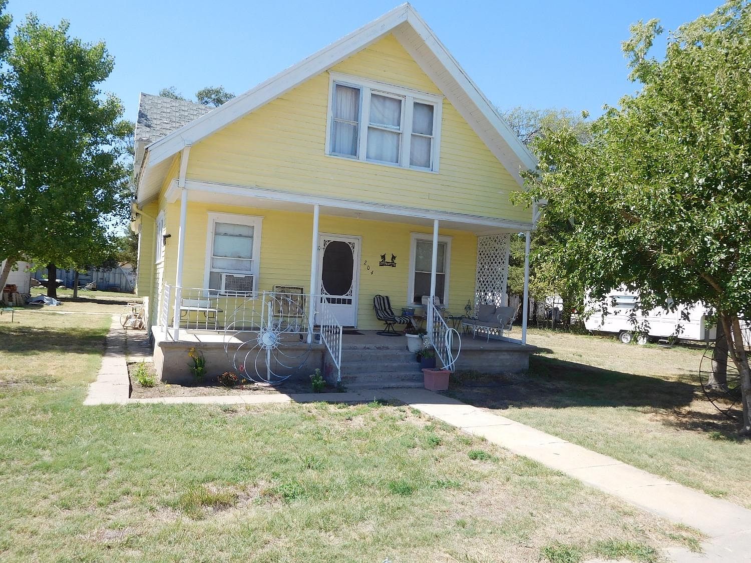 204 S Jackson St, Grinnell, KS 67738 Zillow