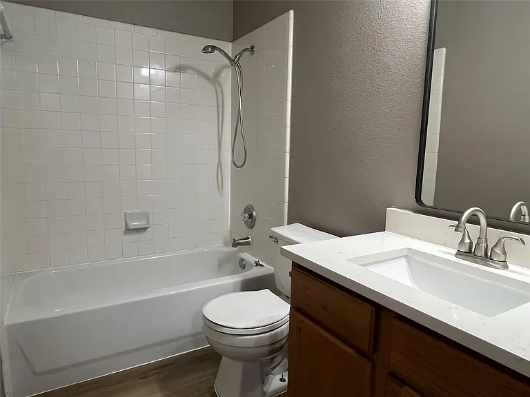 15106 Chamberlain Ct — Photo 24