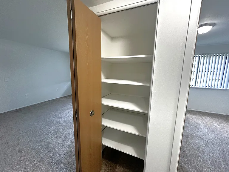 Charter Oaks Apartments — Photo 110