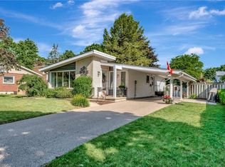 364 Boxbury Dr, Waterloo, ON N2K1W2