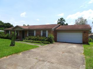 6204 Sarah Dr, Pensacola, FL 32503