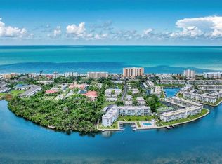 605 SUTTON PLACE #101, LONGBOAT KEY, FL 34228