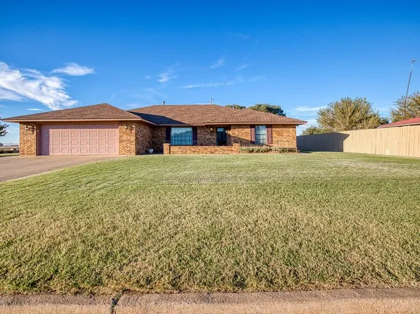 501 Sunset Dr, Watonga, OK 73772