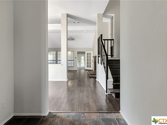 3rd image of 308 Blackfoot Dr