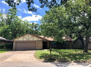 2204 Bainwood Trl, Arlington, TX 76015
