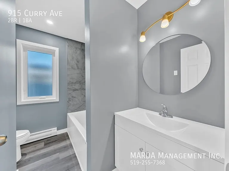915 Curry Ave — Photo 7